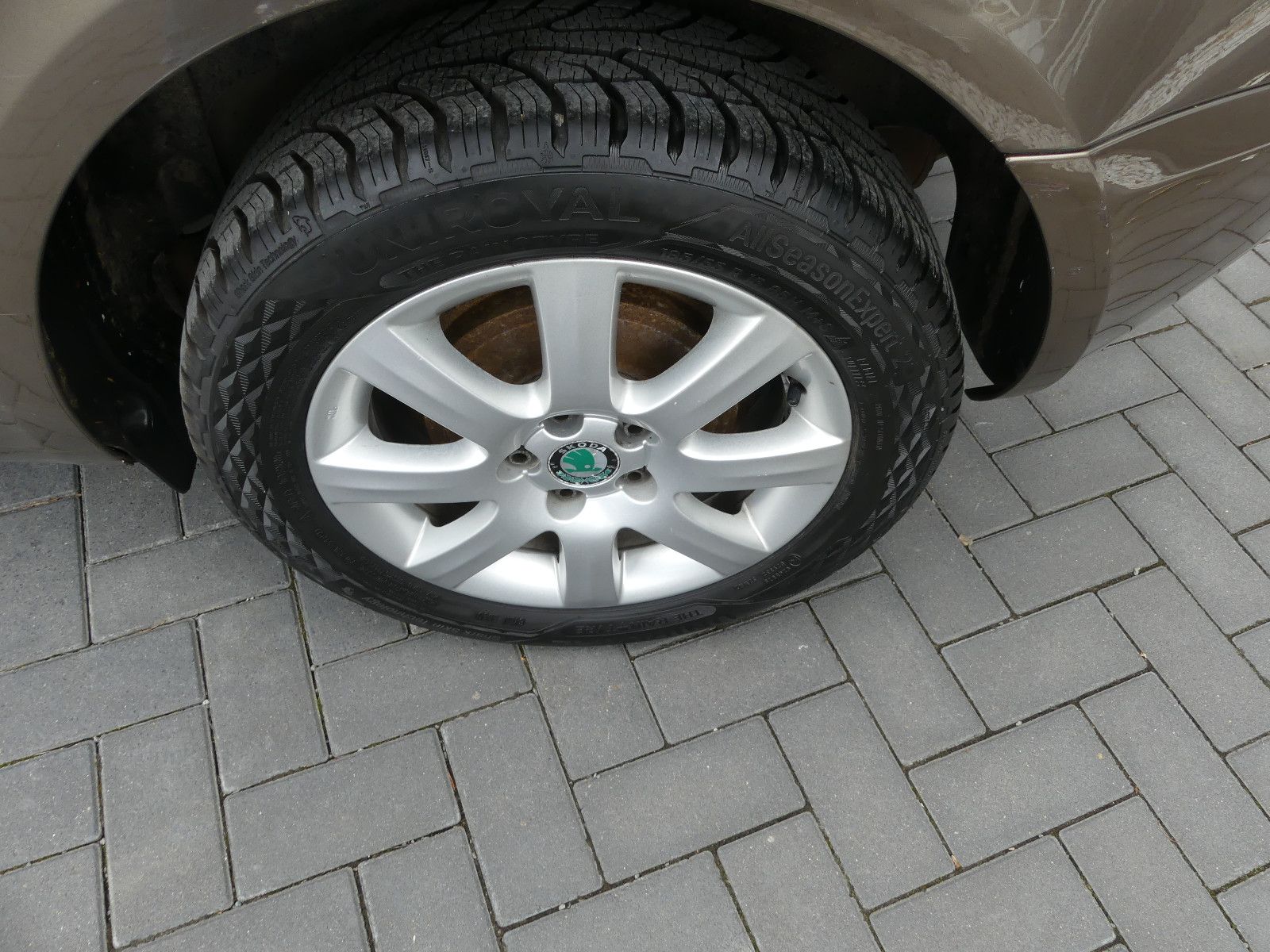 Fahrzeugabbildung SKODA Roomster Ambition"2.HAND"