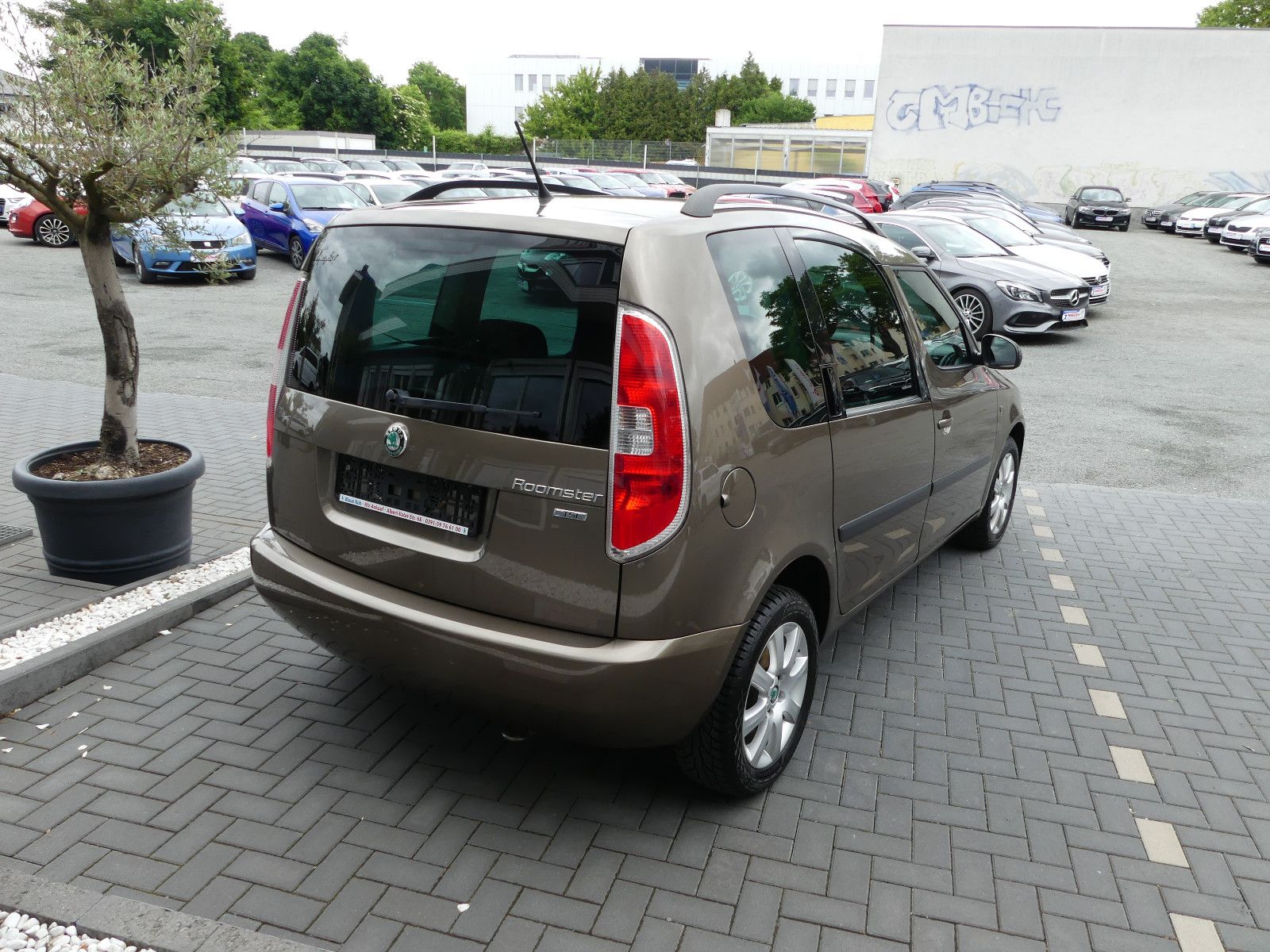 Fahrzeugabbildung SKODA Roomster Ambition"2.HAND"