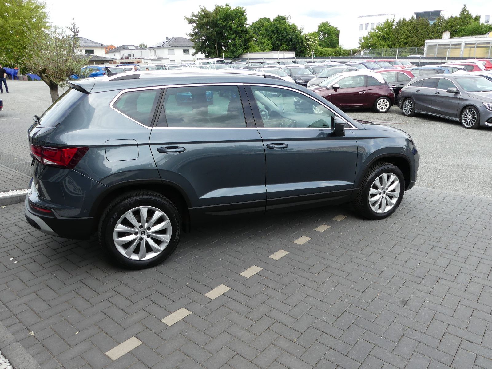 Fahrzeugabbildung SEAT Ateca Style"AUTOMATIK"