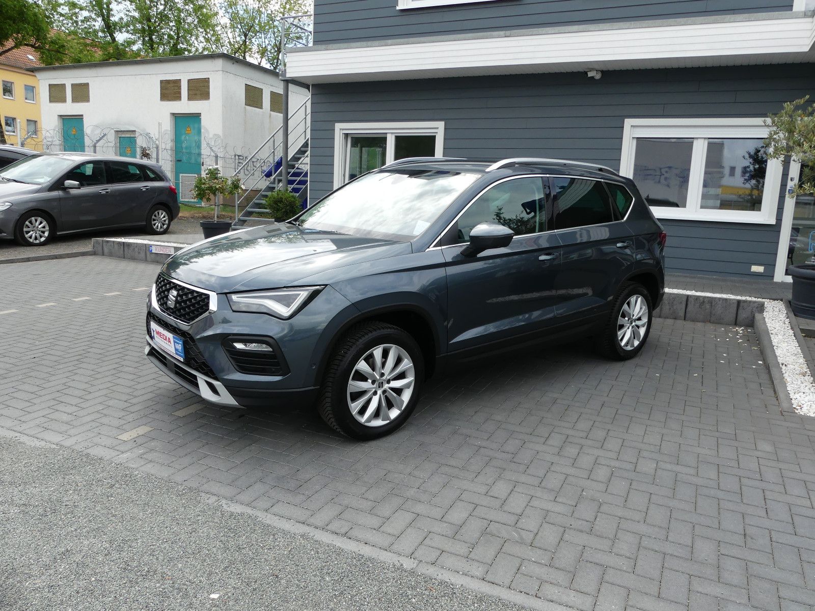 Fahrzeugabbildung SEAT Ateca Style"AUTOMATIK"