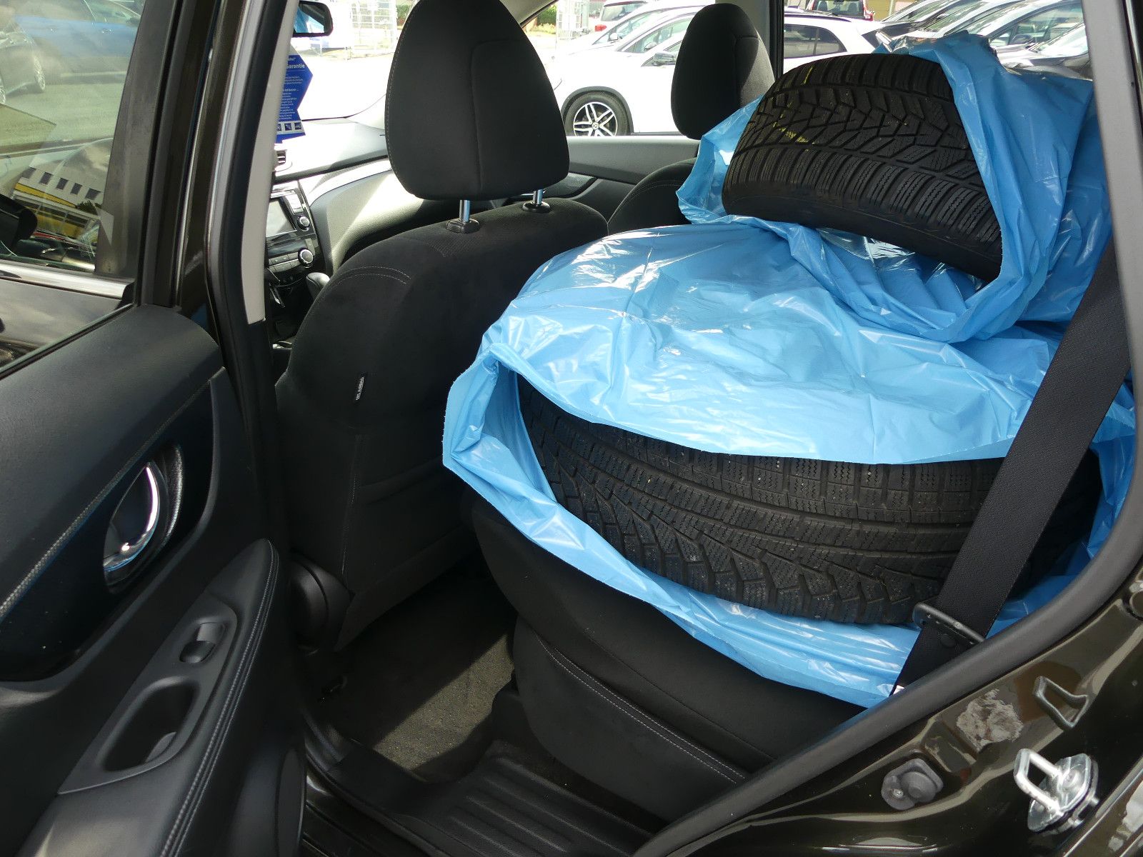 Fahrzeugabbildung Nissan X-Trail N-Vision"90TKM"
