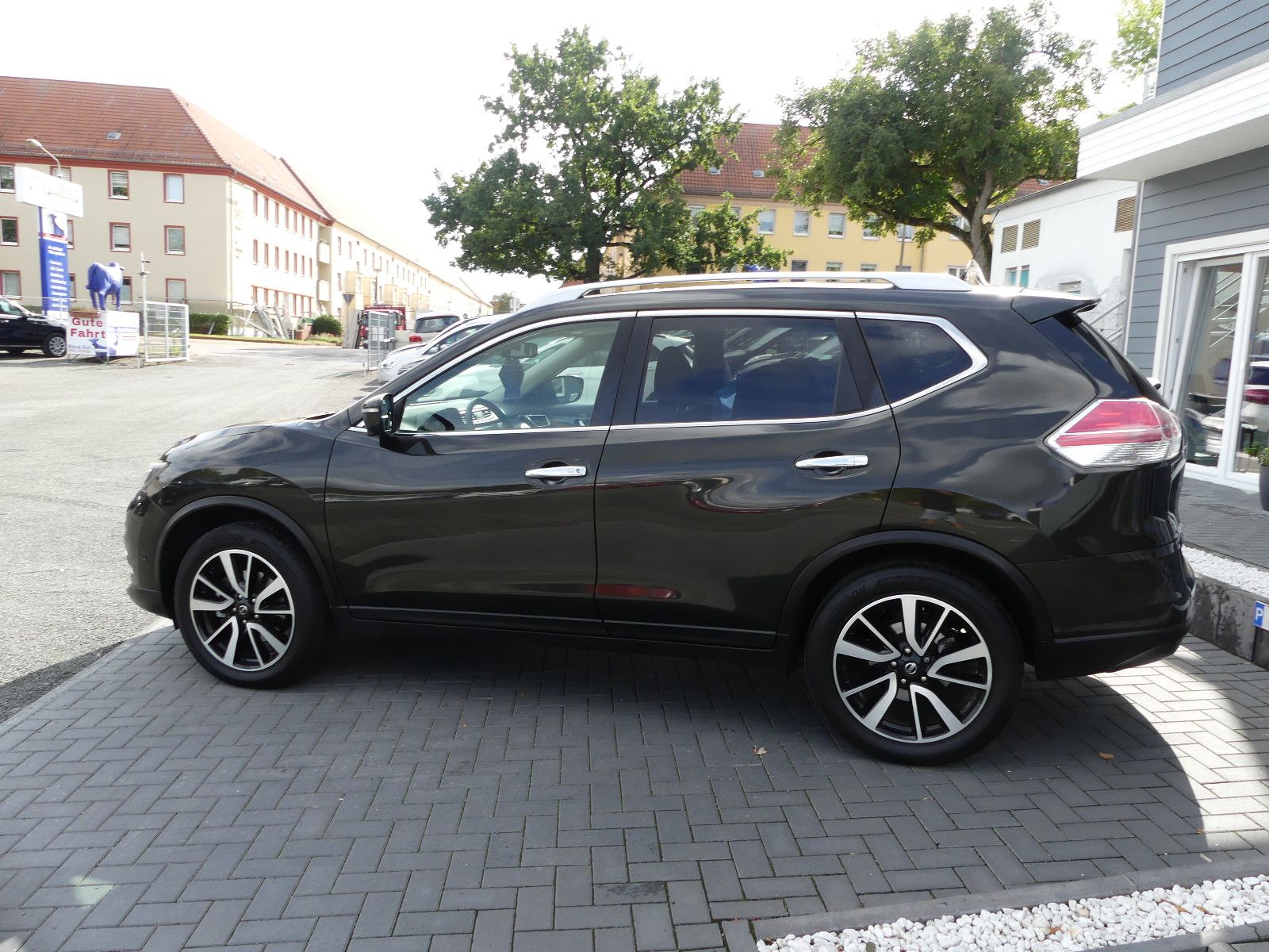 Fahrzeugabbildung Nissan X-Trail N-Vision"90TKM"