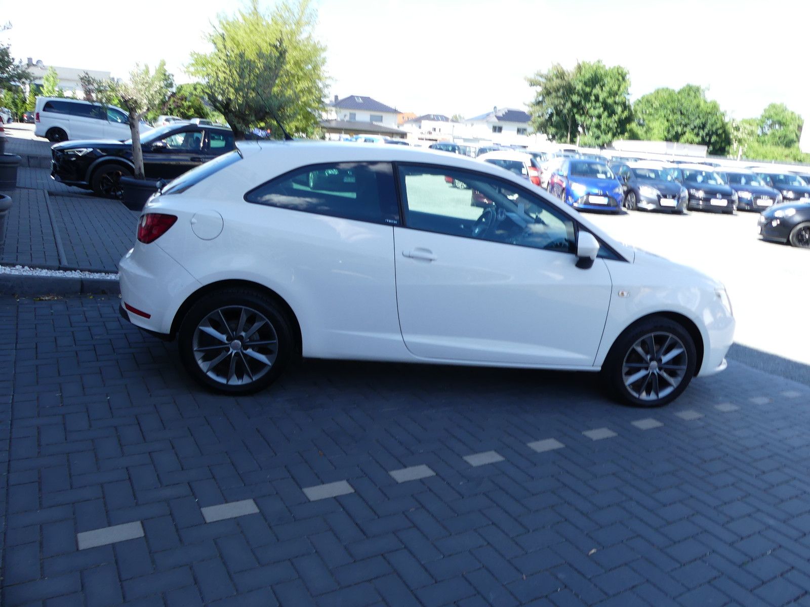 Fahrzeugabbildung SEAT Ibiza SC i-Tech "2.HAND"1.4"