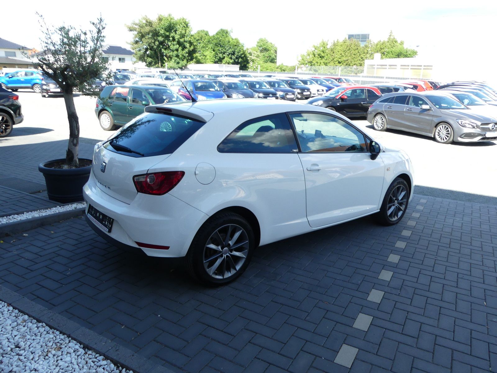 Fahrzeugabbildung SEAT Ibiza SC i-Tech "2.HAND"1.4"