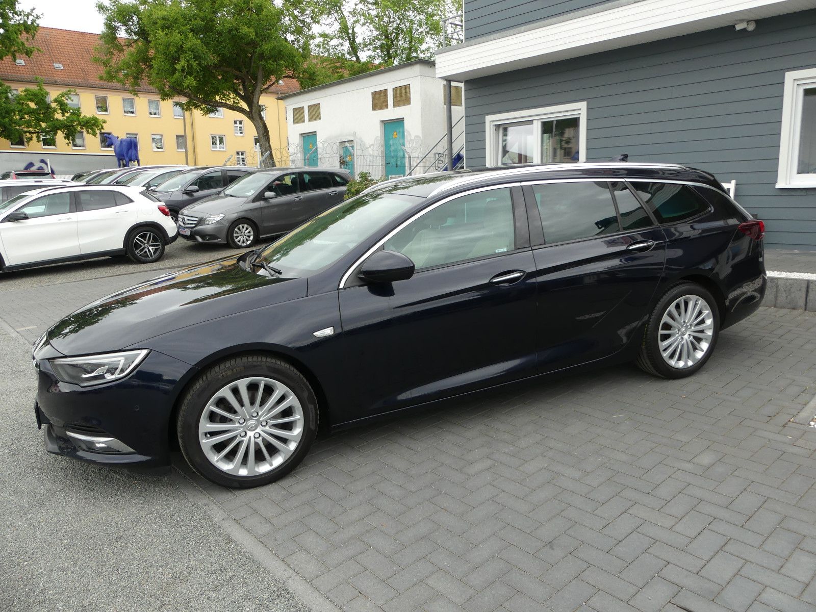 Fahrzeugabbildung Opel Insignia B Sports Tourer Business Innovation