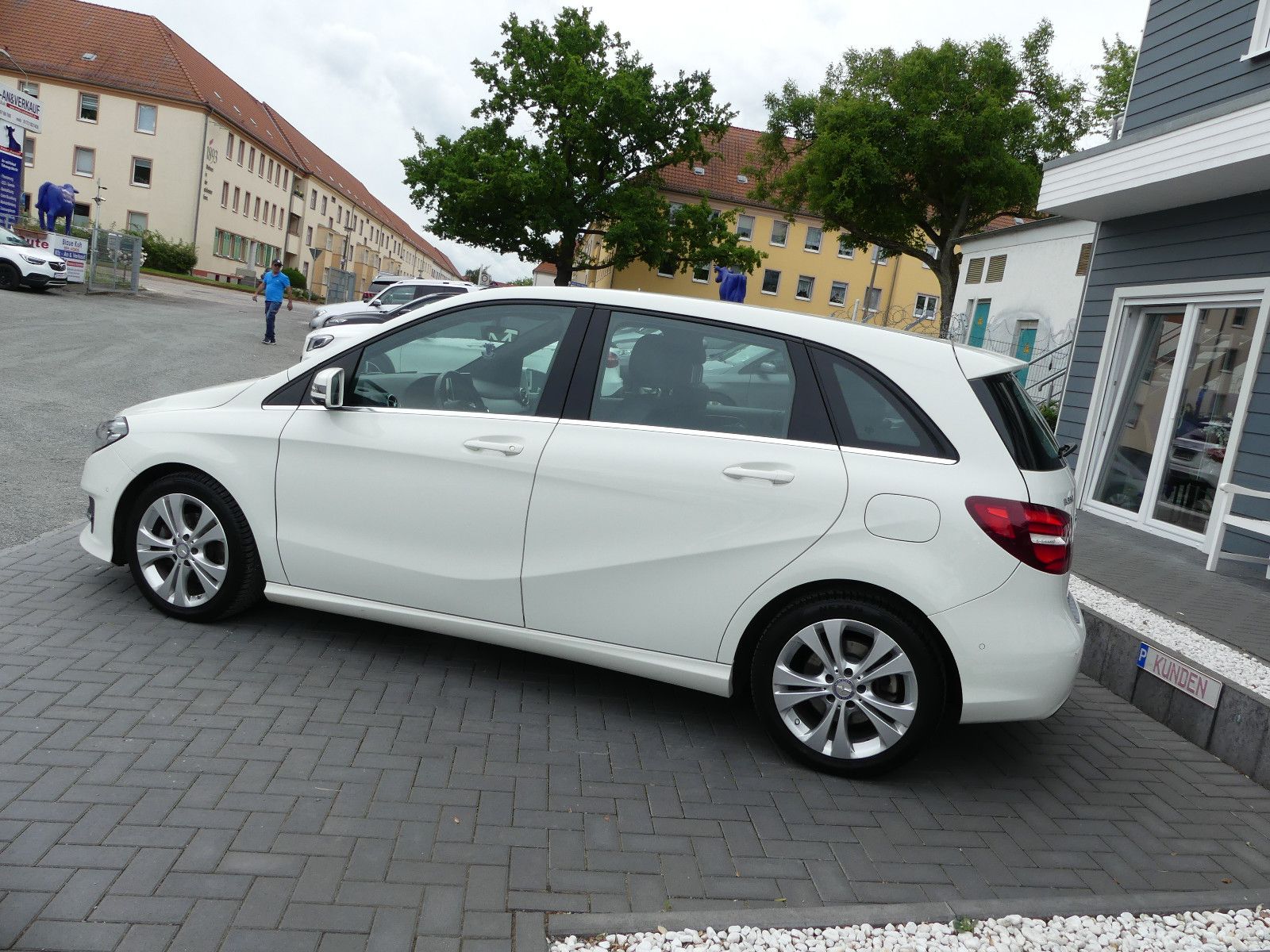 Fahrzeugabbildung Mercedes-Benz B 220 B B 220 CDI / d "2.HAND"