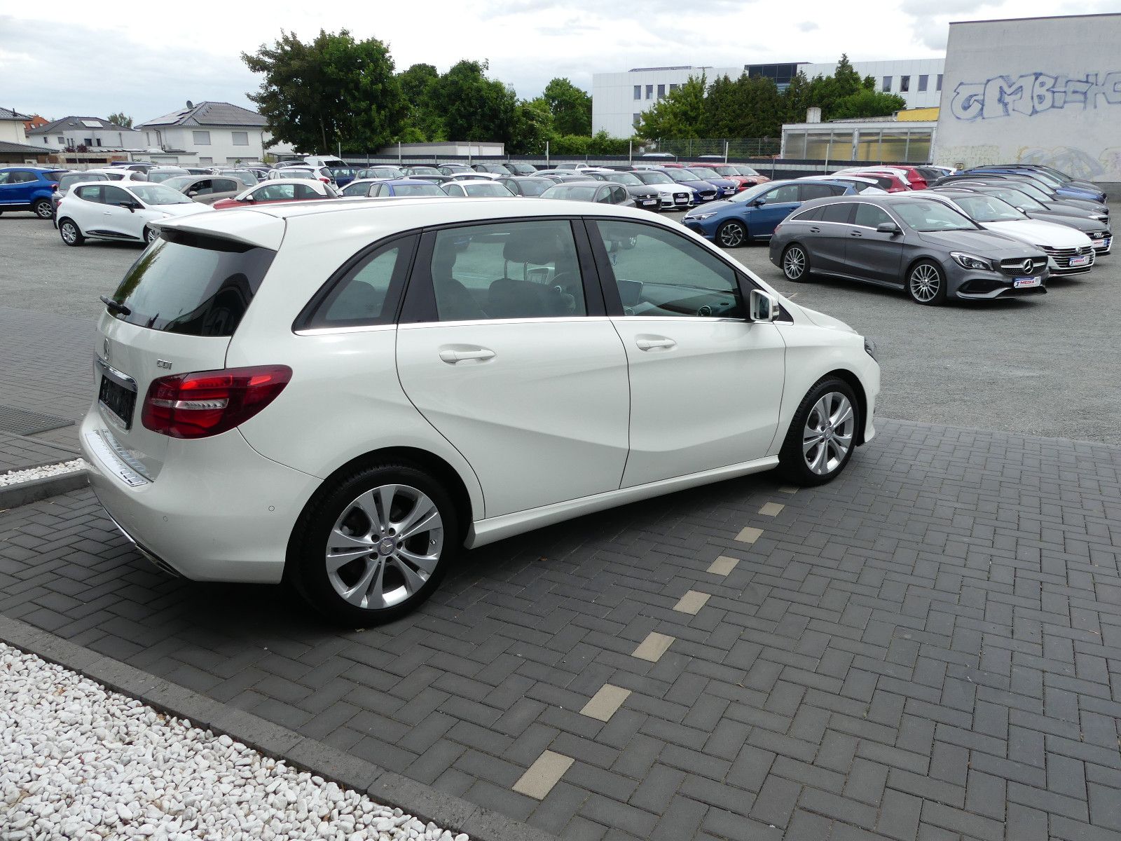 Fahrzeugabbildung Mercedes-Benz B 220 B B 220 CDI / d "2.HAND"