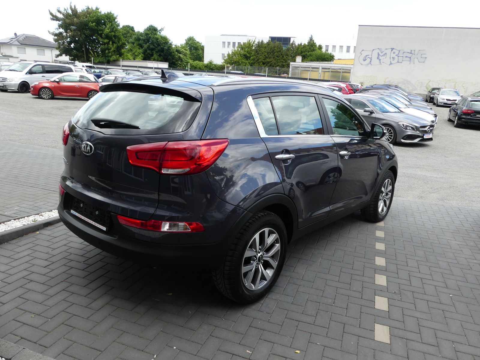 Fahrzeugabbildung Kia Sportage Vision 2WD "22TKM"SCHECKHEFTGEP."