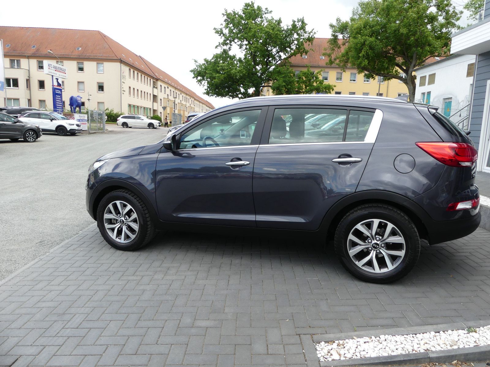Fahrzeugabbildung Kia Sportage Vision 2WD "22TKM"SCHECKHEFTGEP."