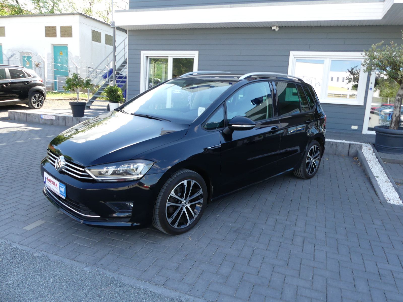 Fahrzeugabbildung Volkswagen Golf Sportsvan VII Lounge BMT/Start-Stopp"2.HAND