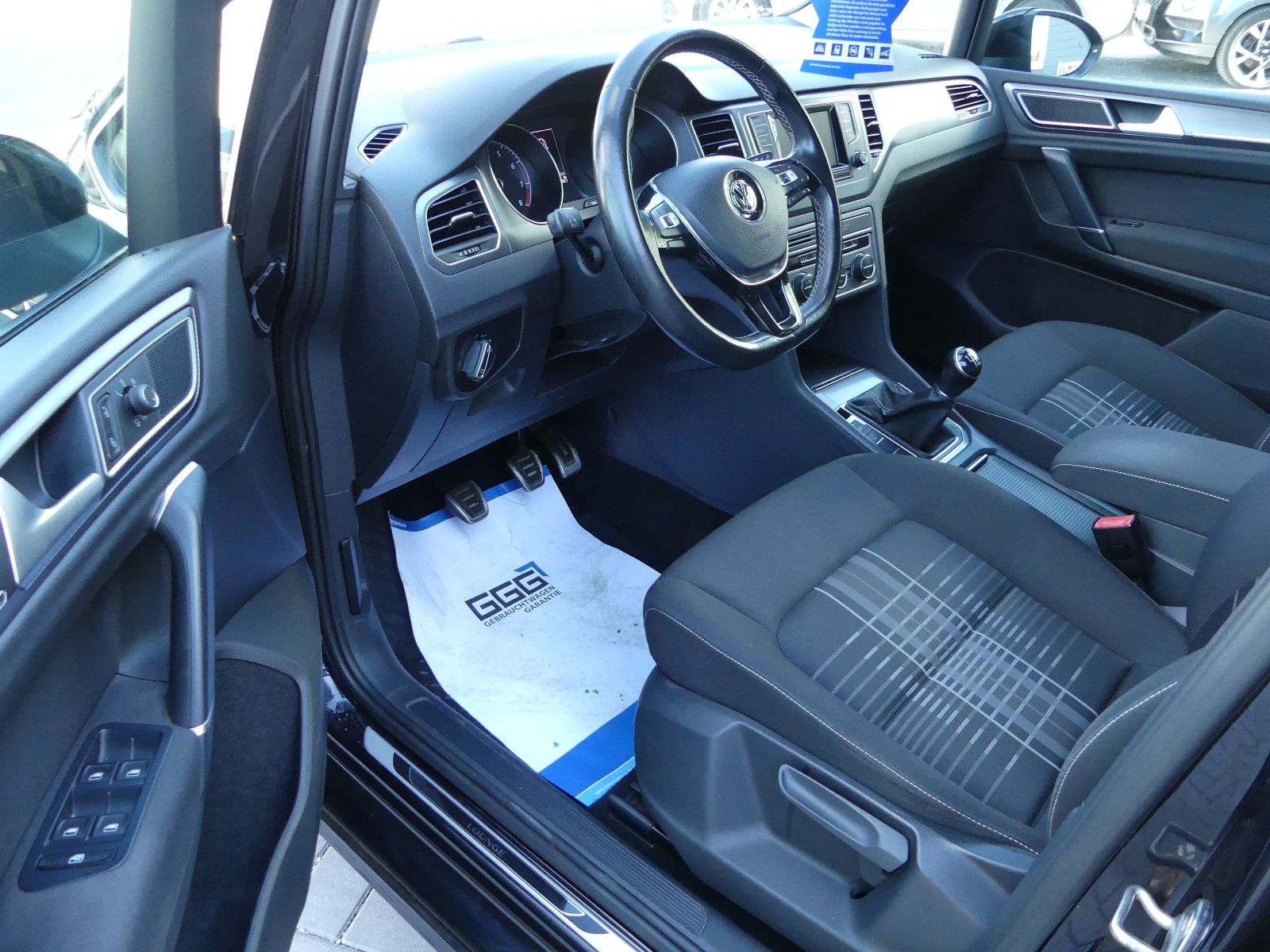 Fahrzeugabbildung Volkswagen Golf Sportsvan VII Lounge BMT/Start-Stopp"2.HAND