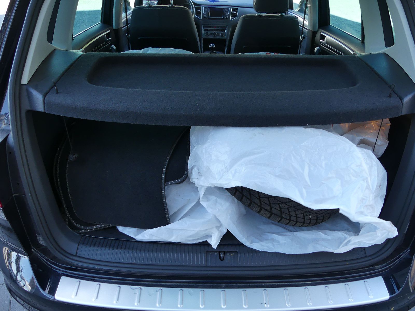Fahrzeugabbildung Volkswagen Golf Sportsvan VII Lounge BMT/Start-Stopp"2.HAND