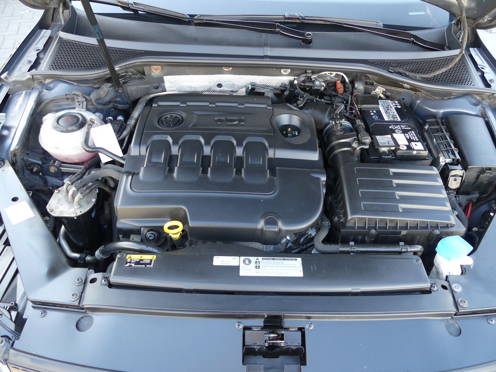 Fahrzeugabbildung Volkswagen Passat Variant Comfortline BMT/Start-Stopp