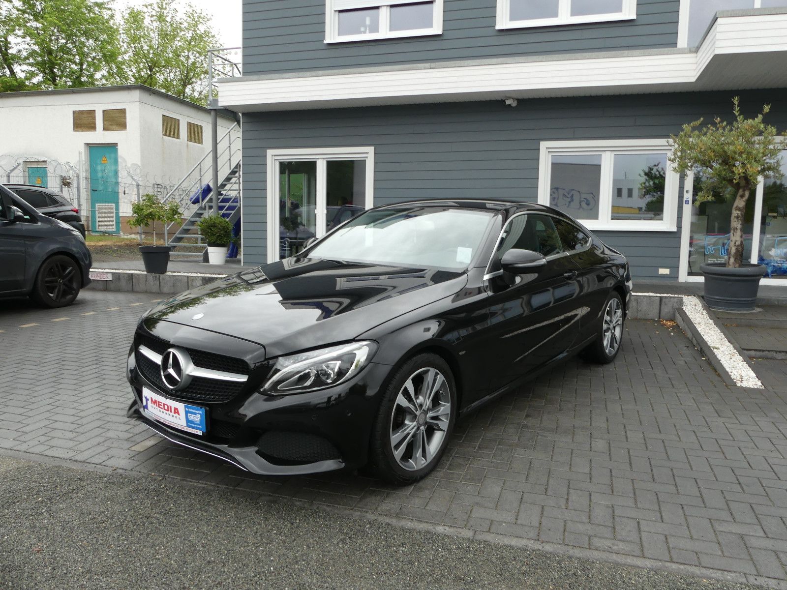 Fahrzeugabbildung Mercedes-Benz C 200 C Coupe C 200"85TKM"