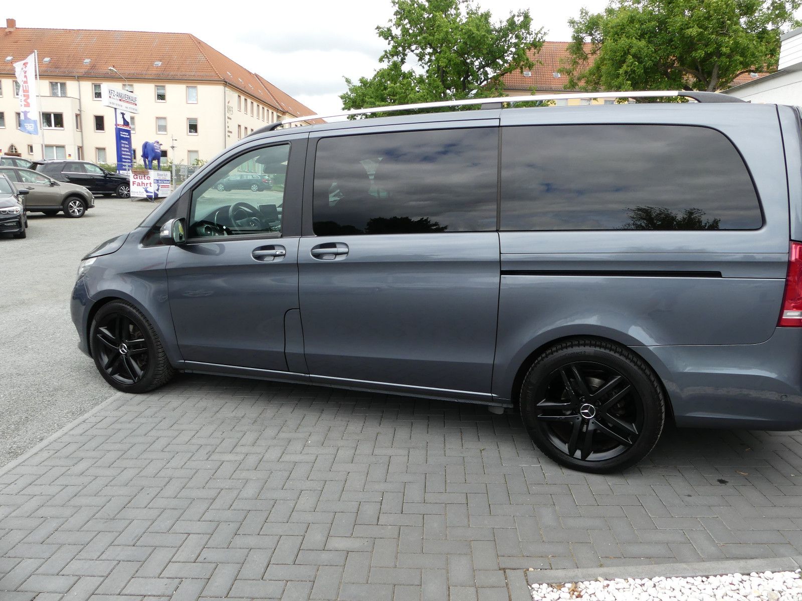 Fahrzeugabbildung Mercedes-Benz V 250 Lang "AUTOMATIK"