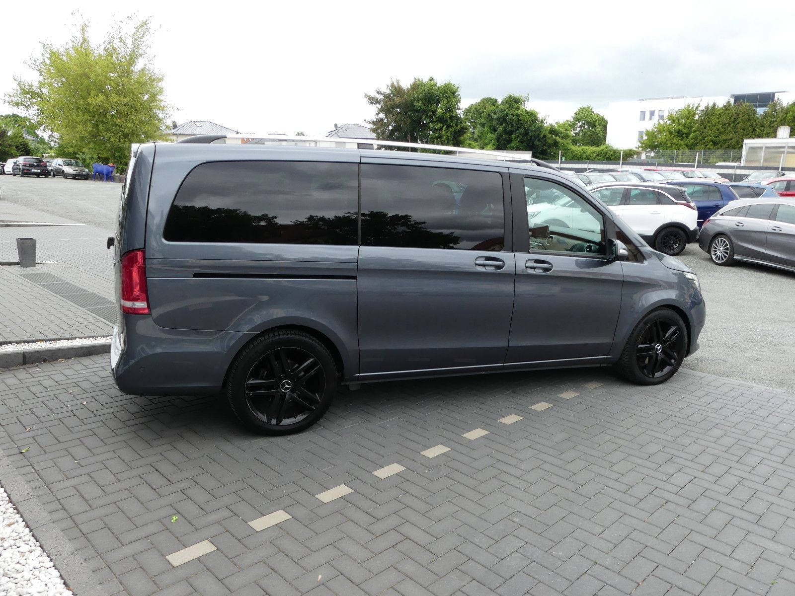 Fahrzeugabbildung Mercedes-Benz V 250 Lang "AUTOMATIK"