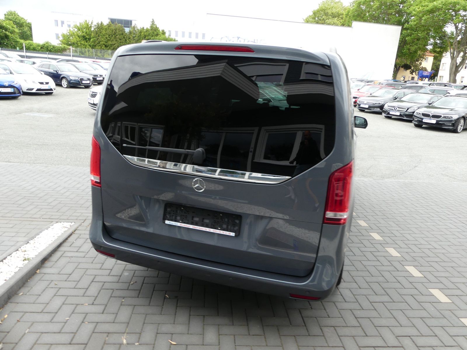 Fahrzeugabbildung Mercedes-Benz V 250 Lang "AUTOMATIK"