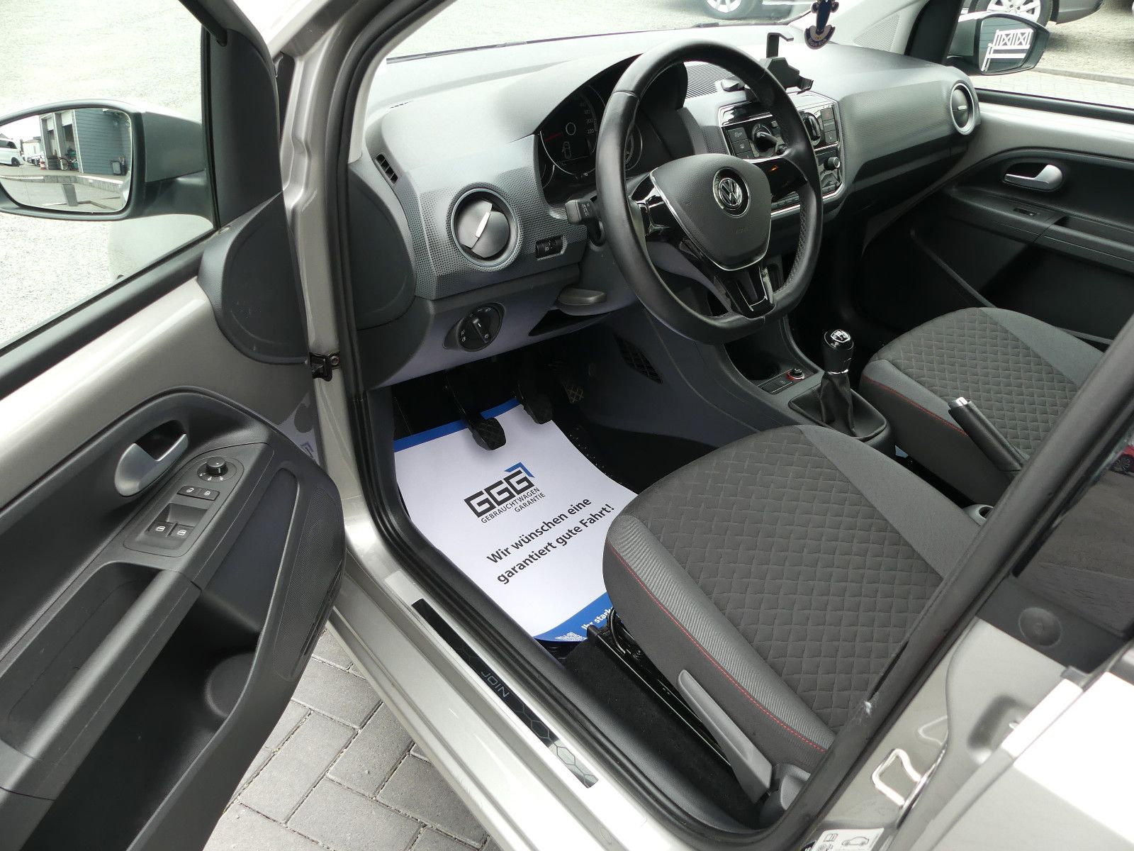 Fahrzeugabbildung Volkswagen up! join up! Start-Stopp