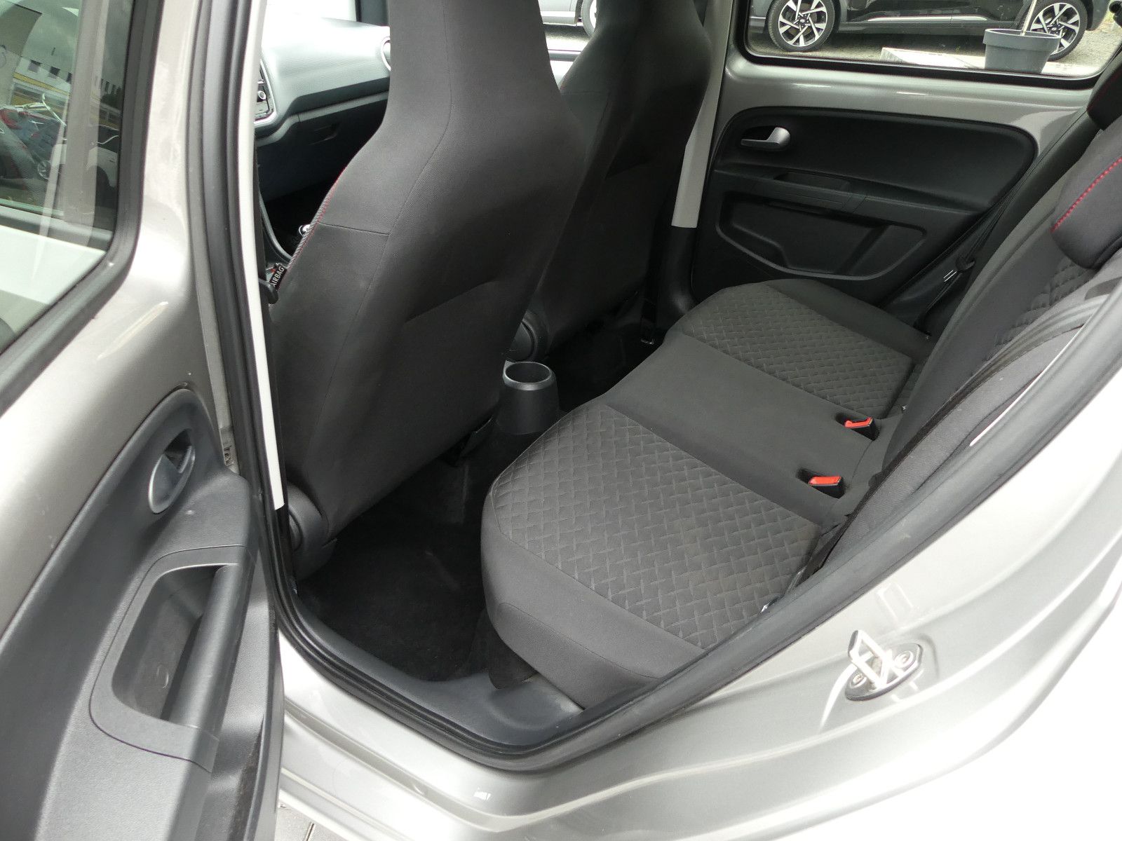 Fahrzeugabbildung Volkswagen up! join up! Start-Stopp