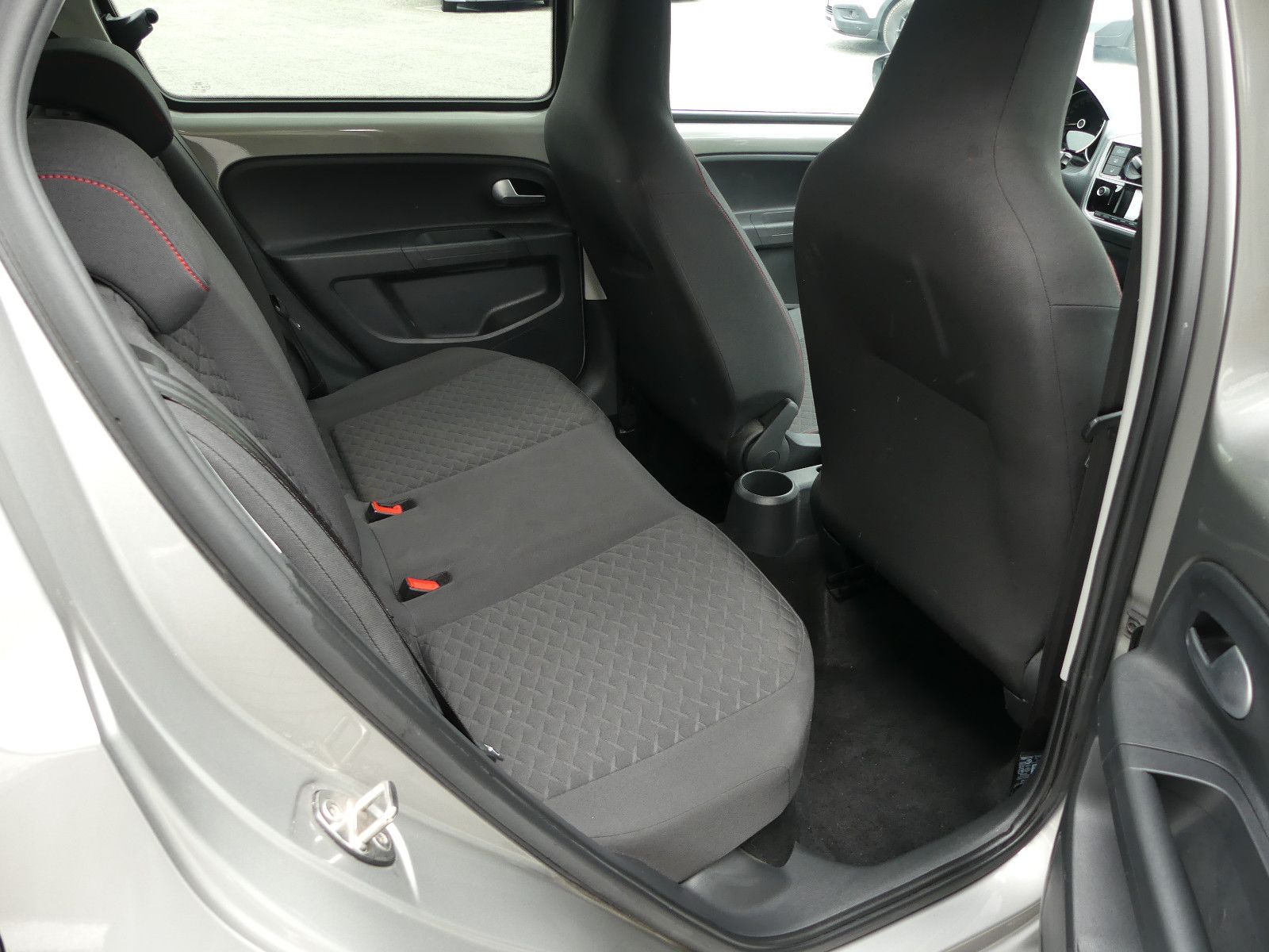 Fahrzeugabbildung Volkswagen up! join up! Start-Stopp