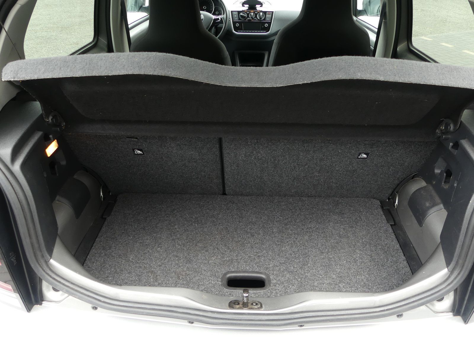 Fahrzeugabbildung Volkswagen up! join up! Start-Stopp