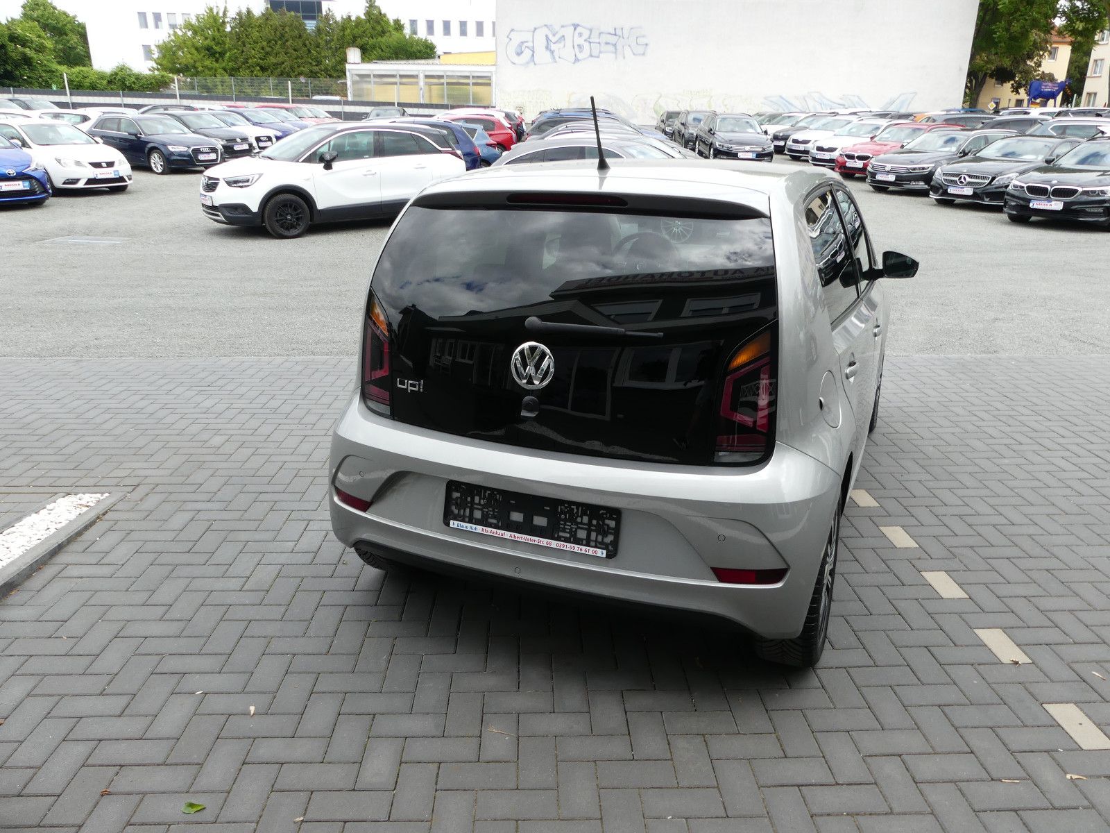 Fahrzeugabbildung Volkswagen up! join up! Start-Stopp