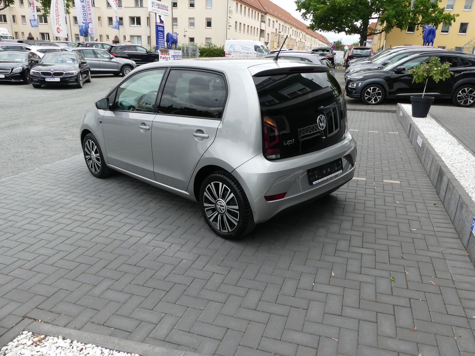 Fahrzeugabbildung Volkswagen up! join up! Start-Stopp