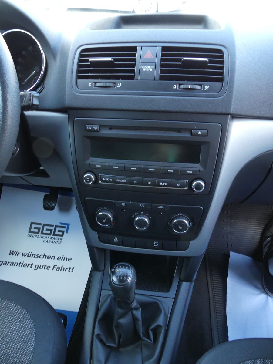 Fahrzeugabbildung SKODA Yeti Active "SCHECKHEFTGEPF."52TKM"