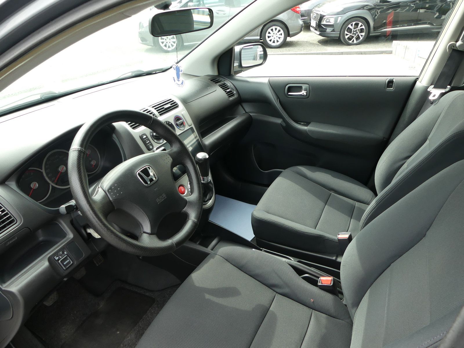 Fahrzeugabbildung Honda Civic Lim. 5-trg. 1.6 i LS