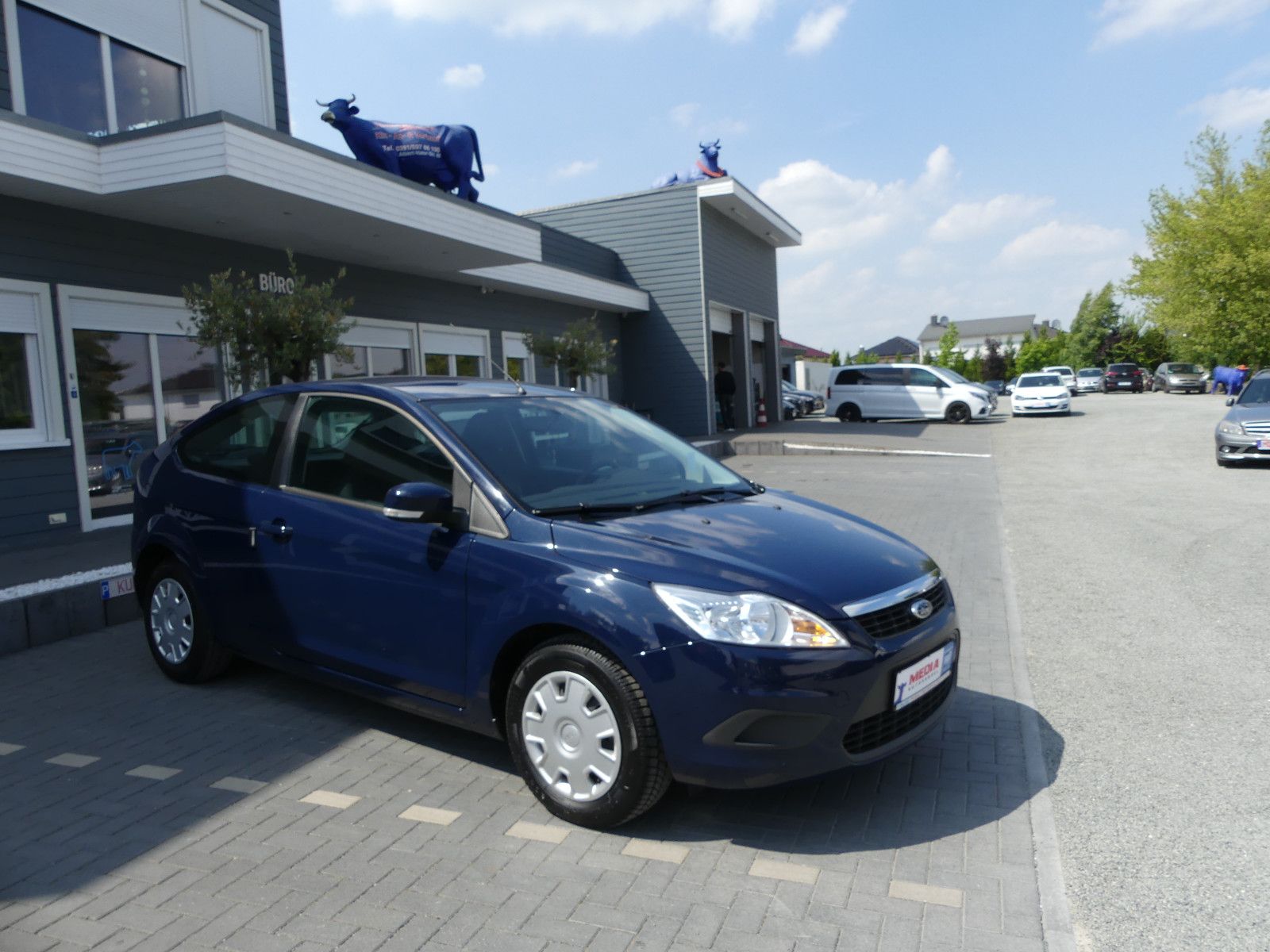 Fahrzeugabbildung Ford Focus Lim. Concept"33TKM"