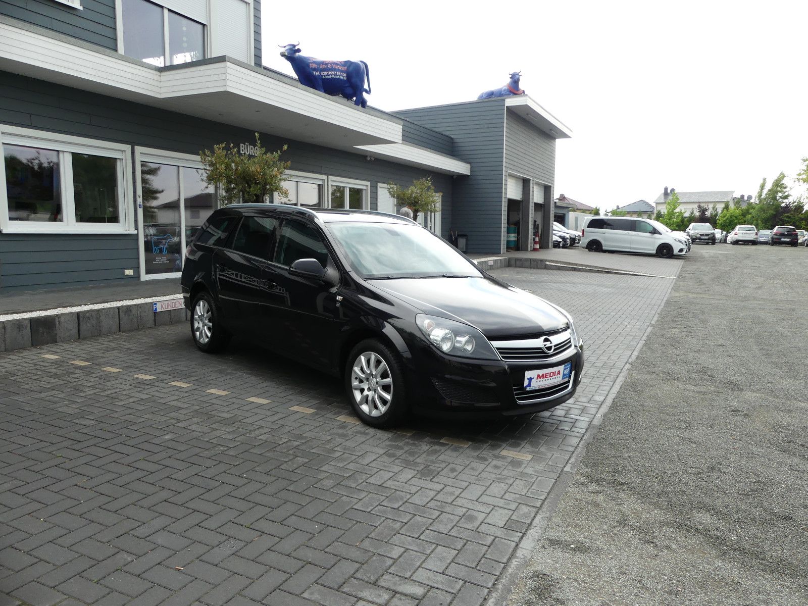 Fahrzeugabbildung Opel Astra H Caravan Edition "111 Jahre"