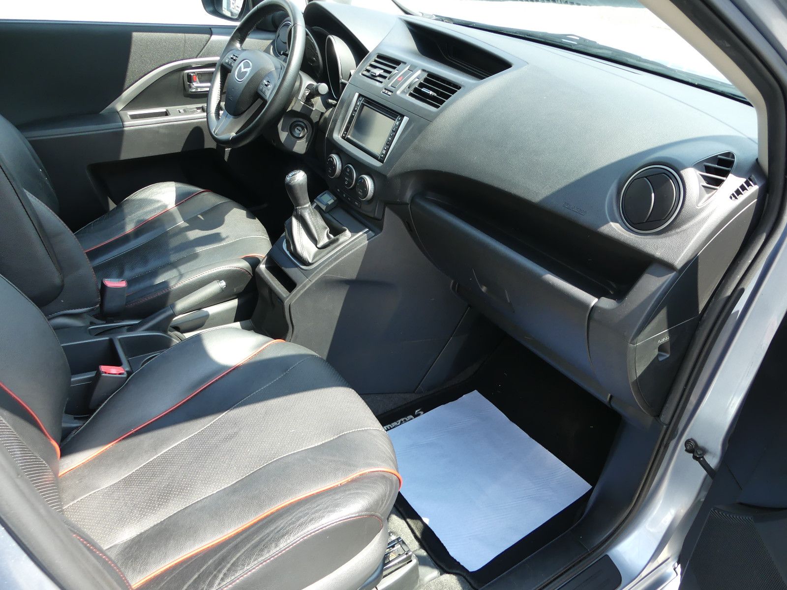 Fahrzeugabbildung Mazda 5 Sports-Line