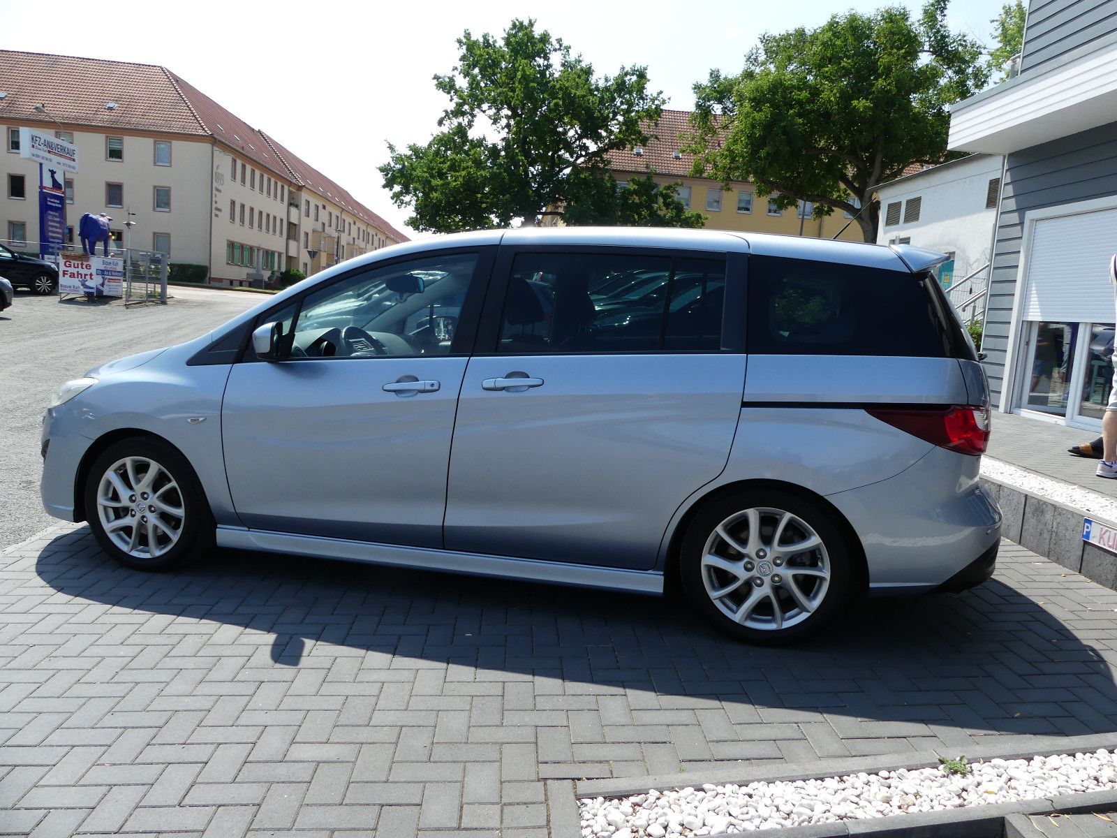 Fahrzeugabbildung Mazda 5 Sports-Line