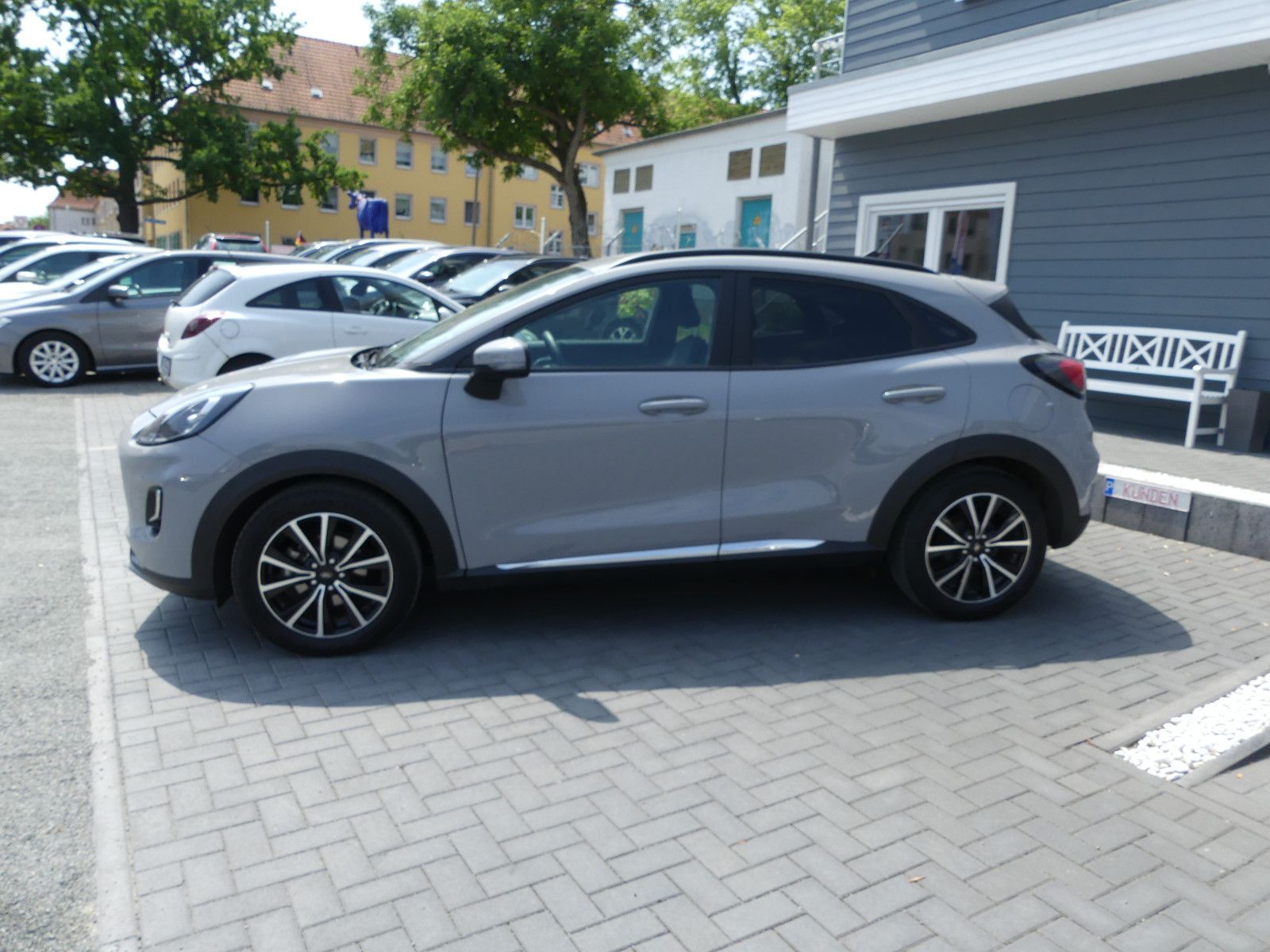 Fahrzeugabbildung Ford Puma Titanium"2.HAND"30TKM"