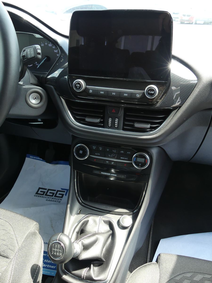 Fahrzeugabbildung Ford Puma Titanium"2.HAND"30TKM"