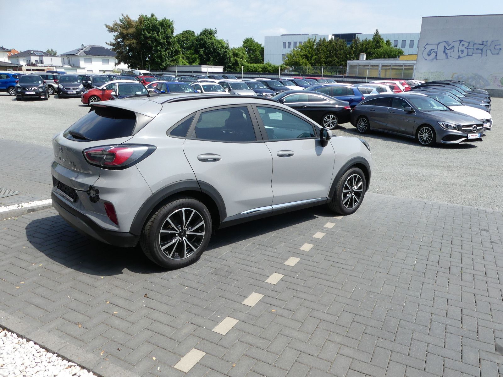 Fahrzeugabbildung Ford Puma Titanium"2.HAND"30TKM"