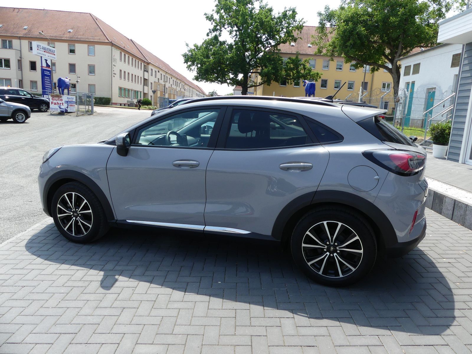 Fahrzeugabbildung Ford Puma Titanium"2.HAND"30TKM"