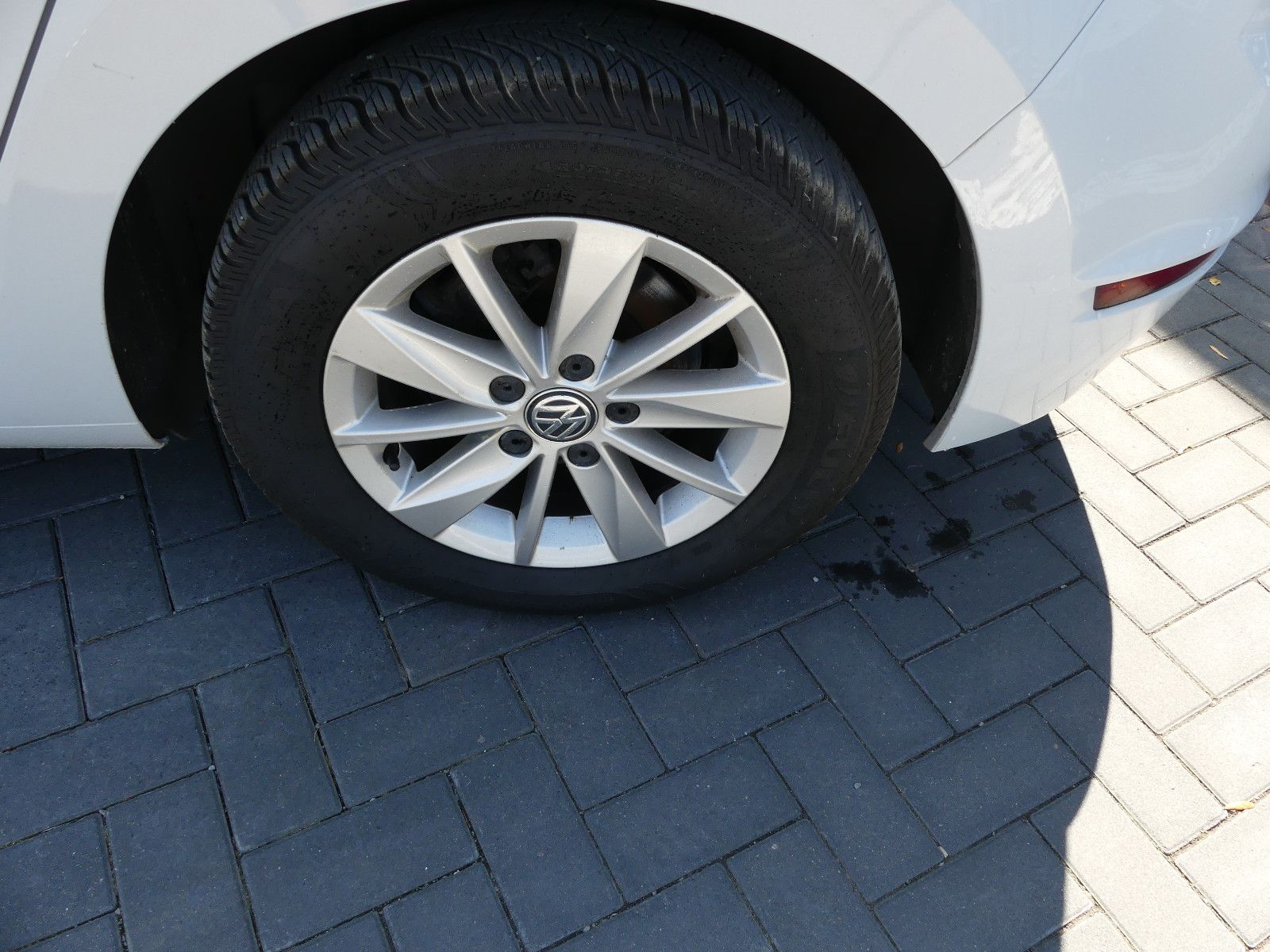 Fahrzeugabbildung Volkswagen Golf Sportsvan VII Trendline"1.HAND"82TKM"