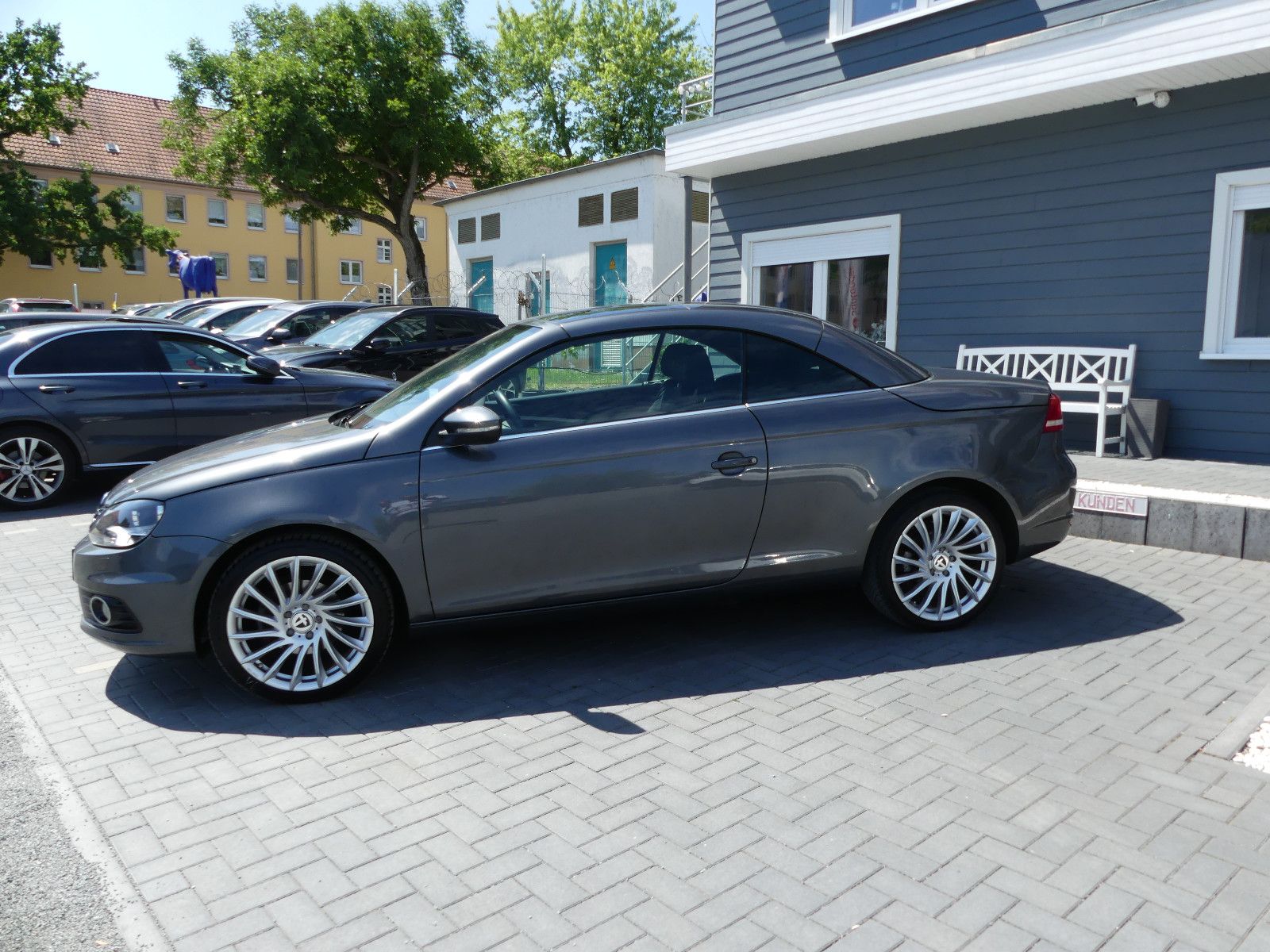 Fahrzeugabbildung Volkswagen Eos Basis BMT "CABRIO"
