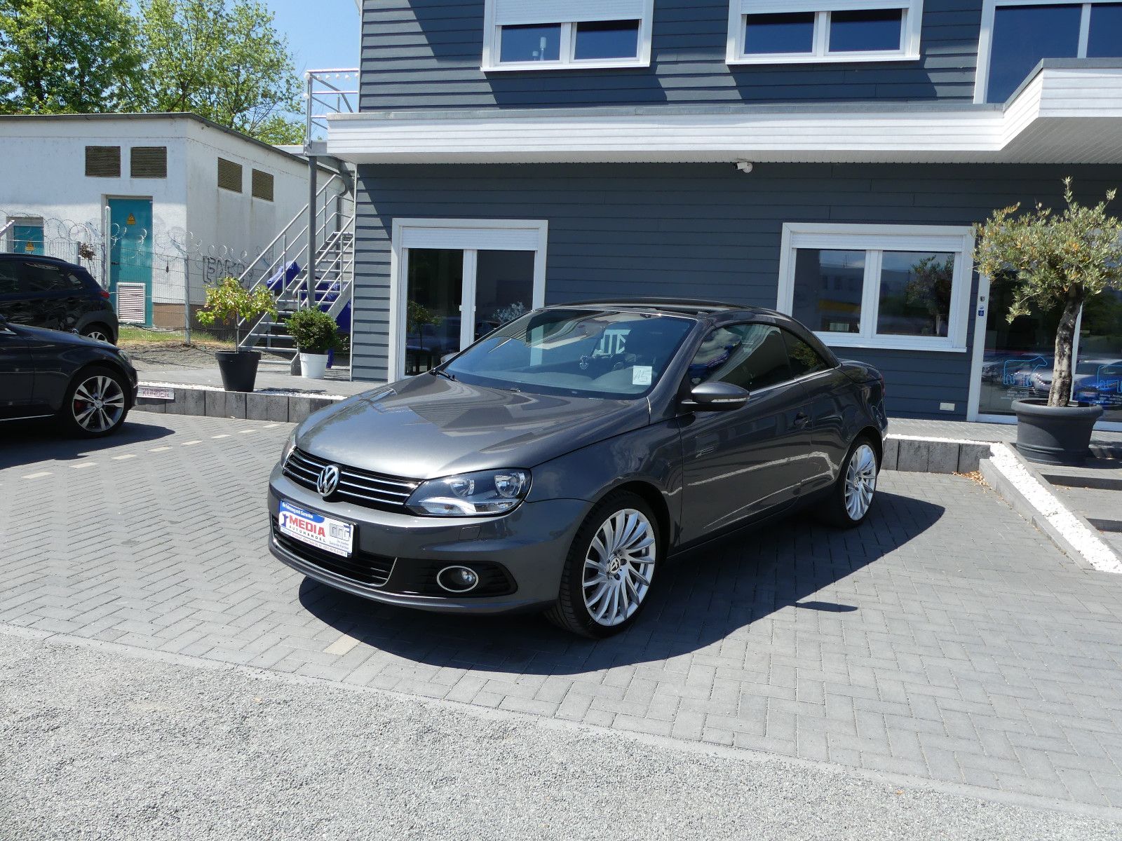 Fahrzeugabbildung Volkswagen Eos Basis BMT "CABRIO"