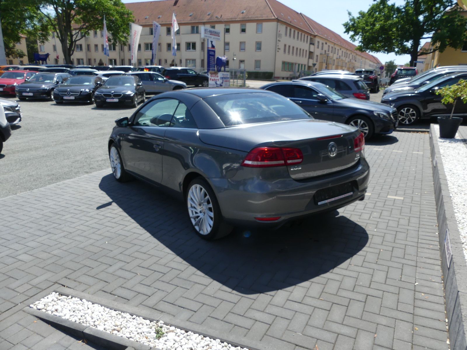 Fahrzeugabbildung Volkswagen Eos Basis BMT "CABRIO"