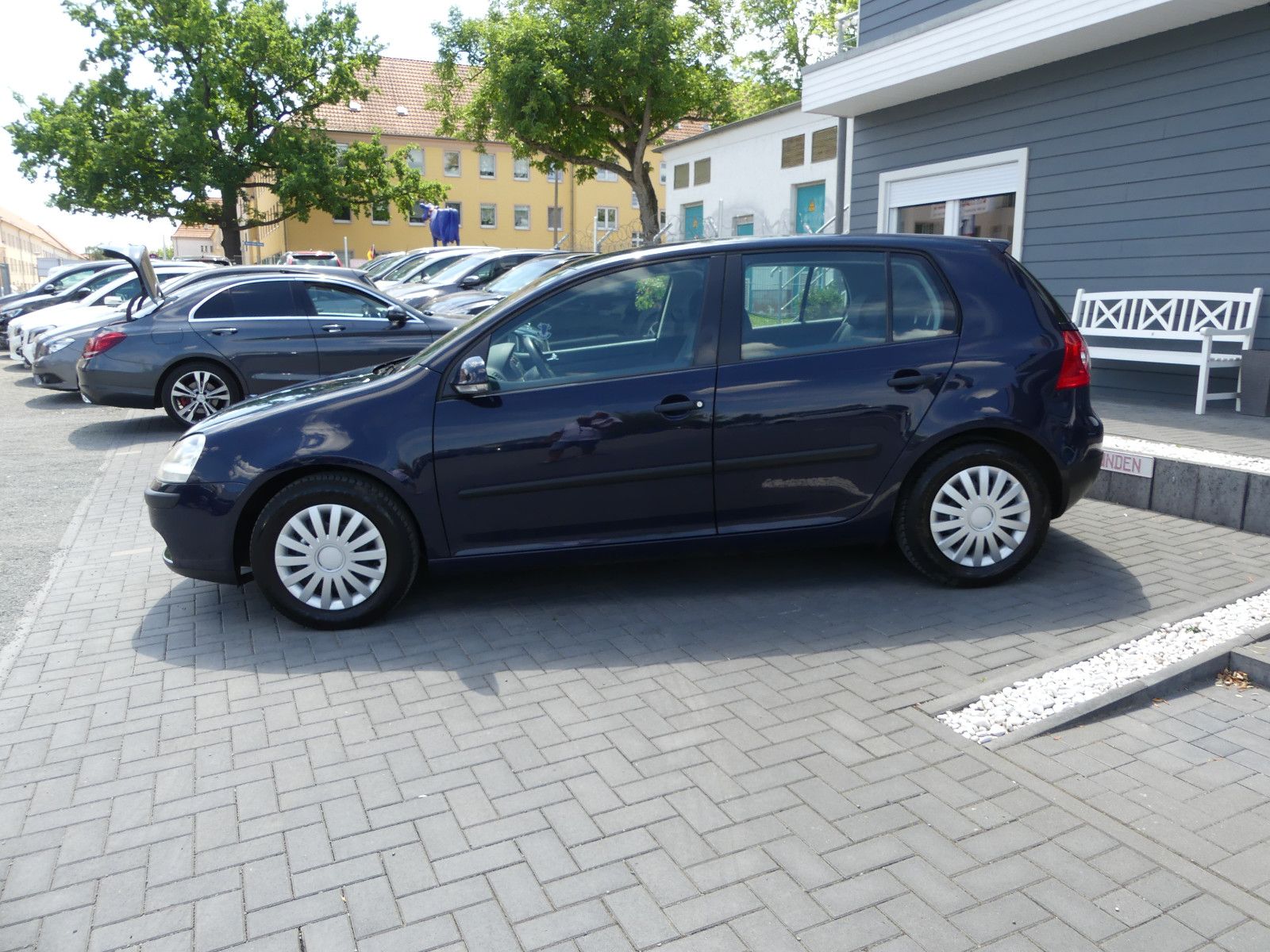 Fahrzeugabbildung Volkswagen Golf V Lim. Trendline