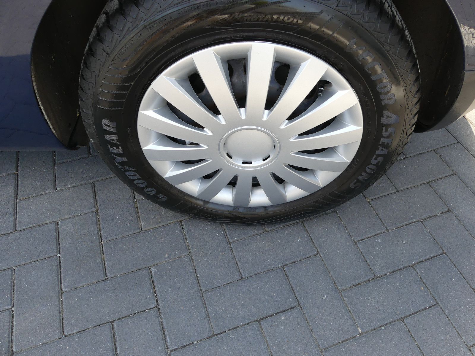 Fahrzeugabbildung Volkswagen Golf V Lim. Trendline