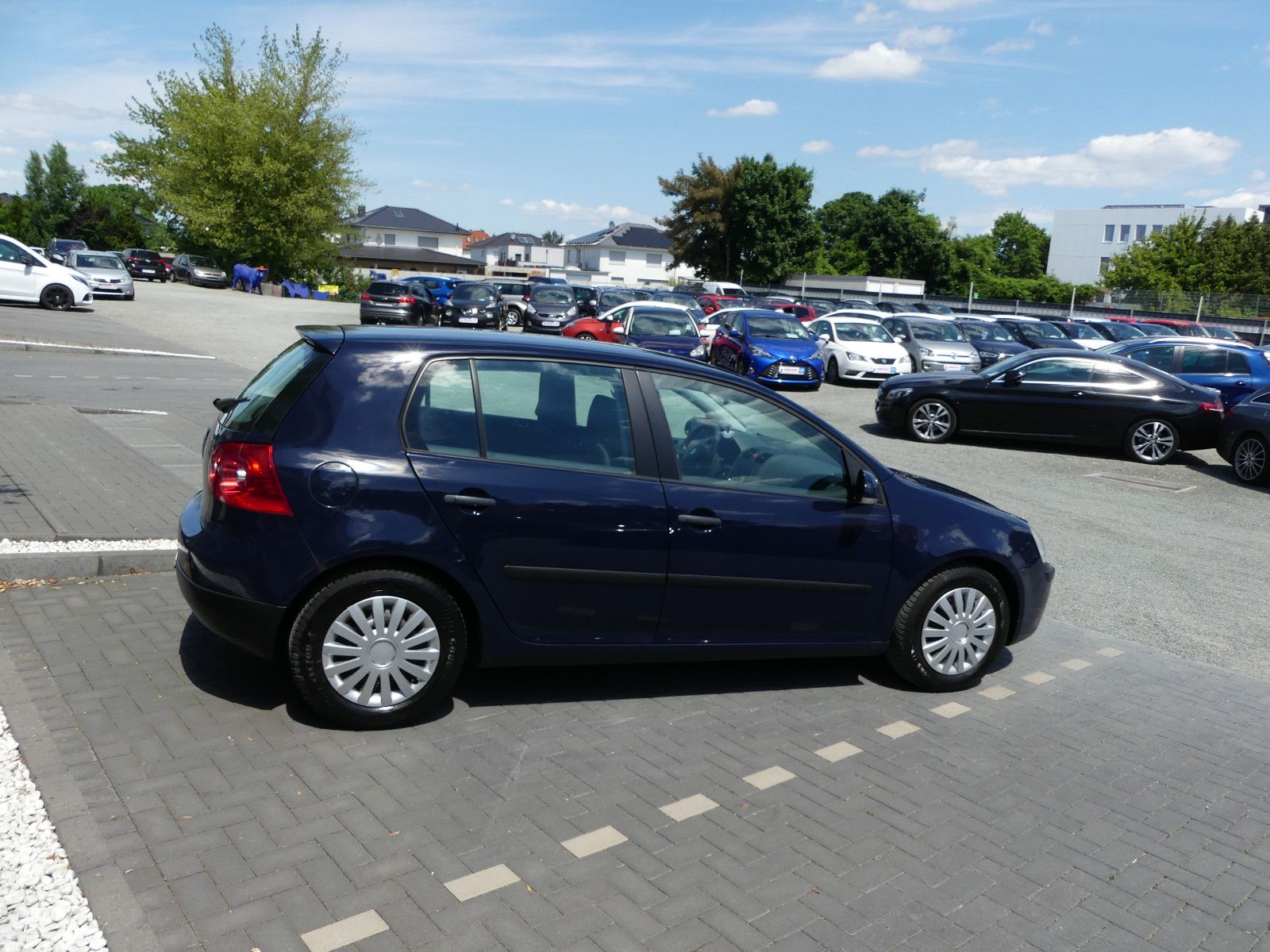 Fahrzeugabbildung Volkswagen Golf V Lim. Trendline