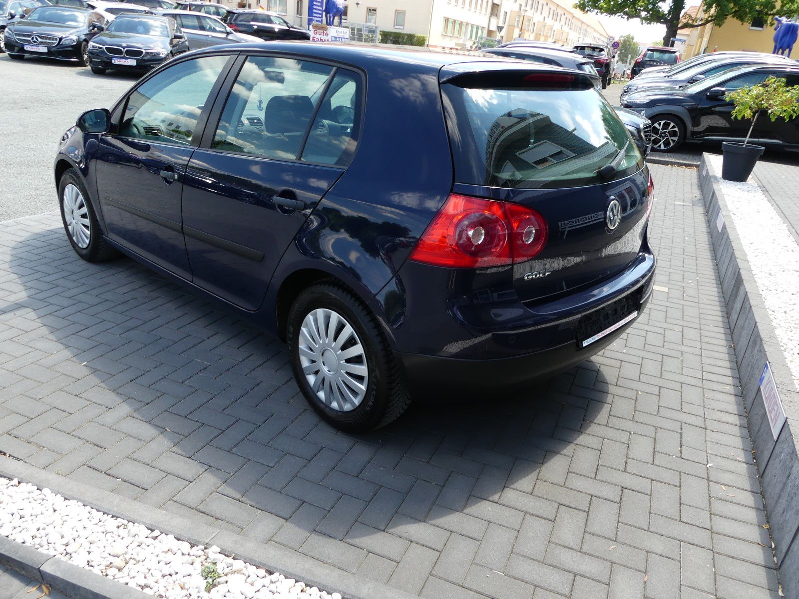 Fahrzeugabbildung Volkswagen Golf V Lim. Trendline