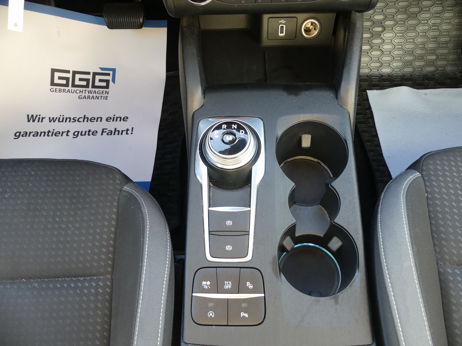Fahrzeugabbildung Ford Focus Lim. Cool & Connect, * AUTOMATIK*