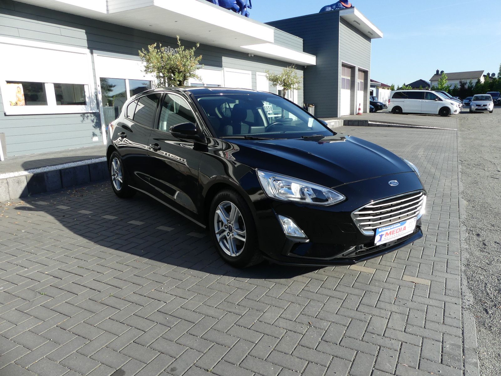 Fahrzeugabbildung Ford Focus Lim. Cool & Connect, * AUTOMATIK*