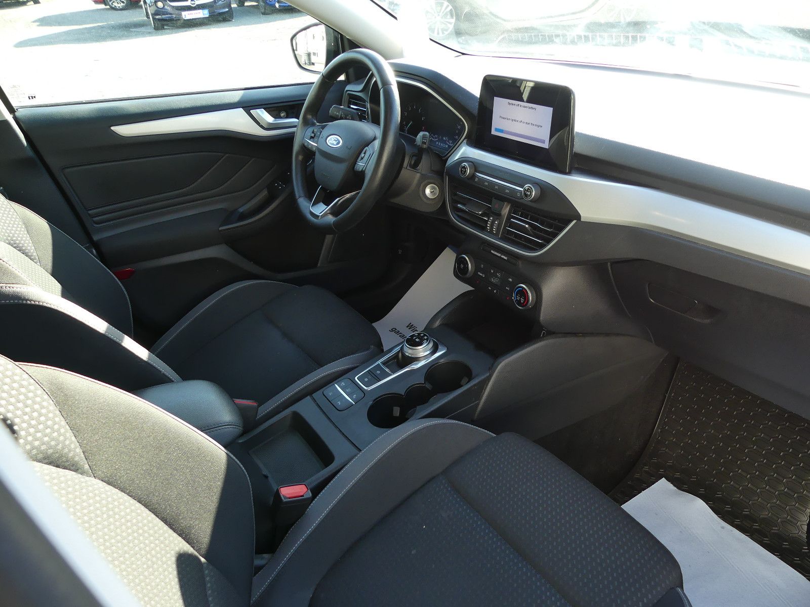 Fahrzeugabbildung Ford Focus Lim. Cool & Connect, * AUTOMATIK*