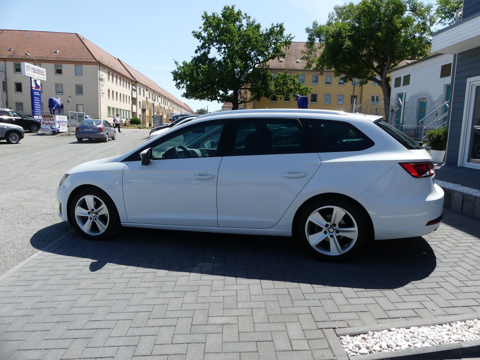 Fahrzeugabbildung SEAT Leon ST FR