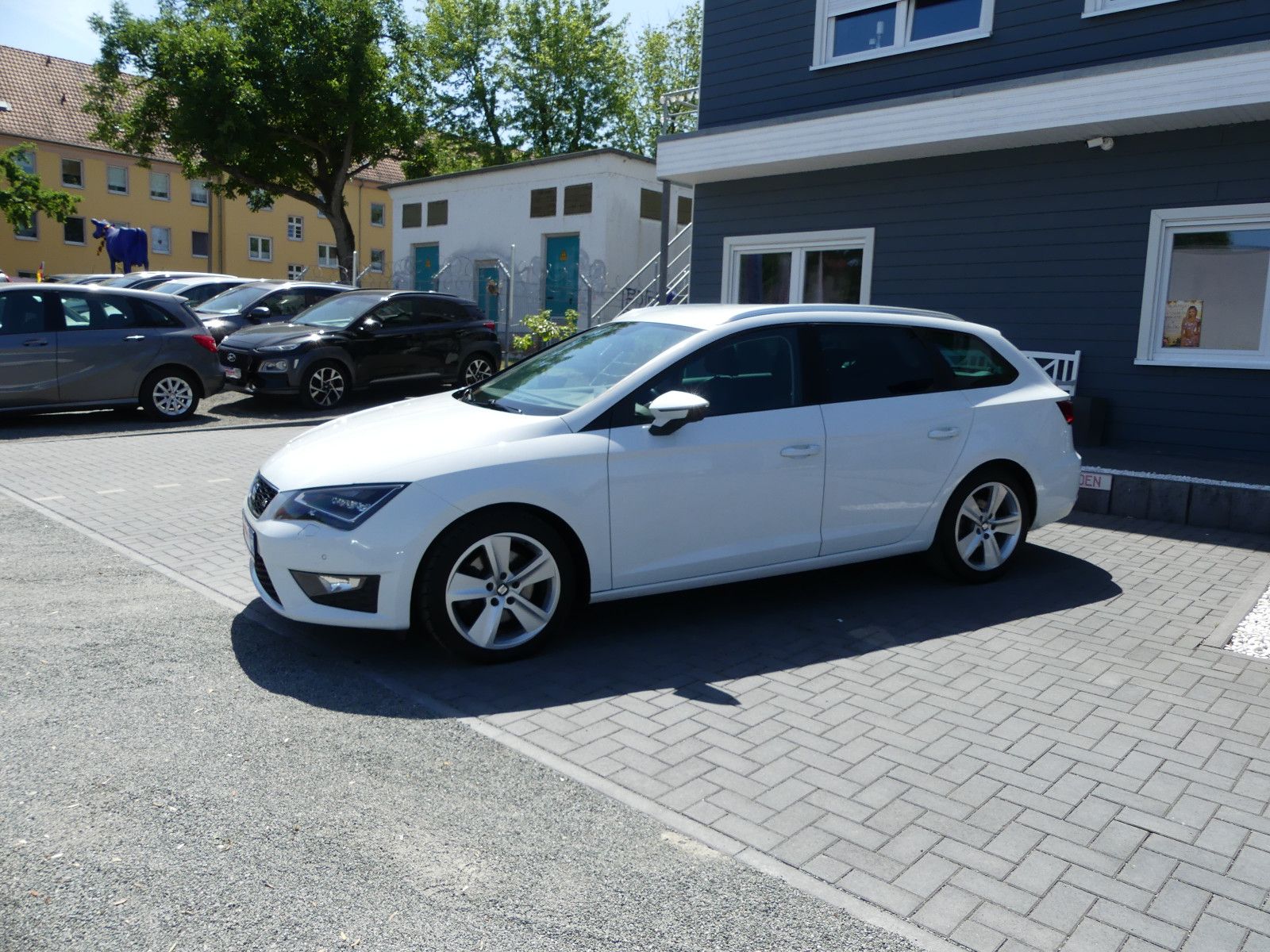 Fahrzeugabbildung SEAT Leon ST FR